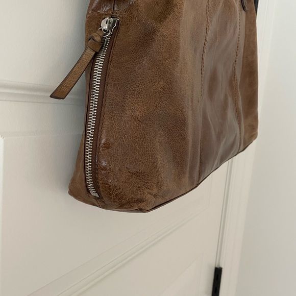 HOBO Rich Brown Leather Shoulder Bag - Picture 4 of 9